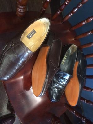 BALLY 革靴のレザーオールソール交換｜ヒドゥンチャネル仕上げ