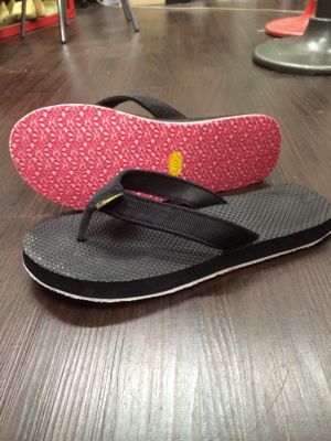 ビーチサンダルをVibramスカルソールでカスタム｜事例