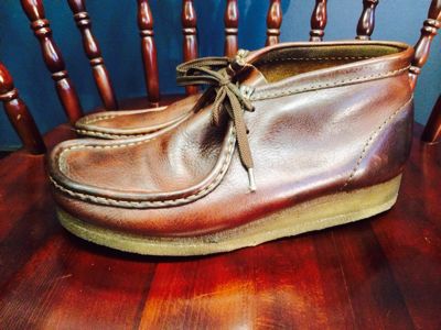 Clarks ワラビーの生ゴムオールソール交換｜修理事例