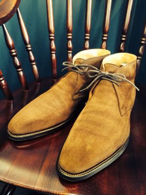 Crockett & Jones チャッカブーツのオールソール工程②｜修理事例