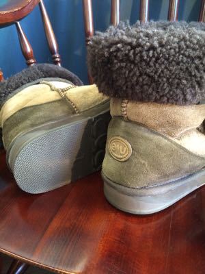 emu ムートンブーツのかかと部分補修｜修理事例