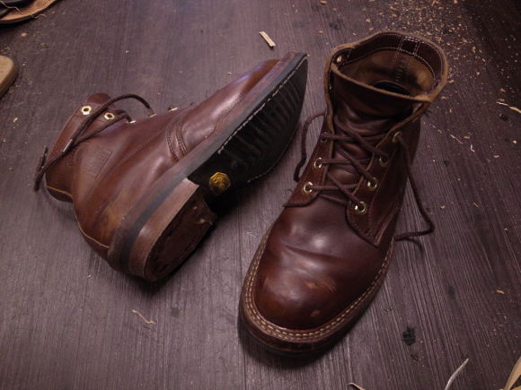 White's セミドレスのVibram #430ヒール交換 1