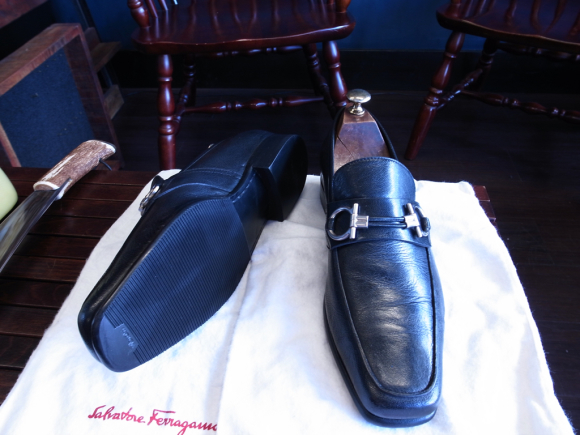 Salvatore Ferragamo ローファーのオールソール交換 2