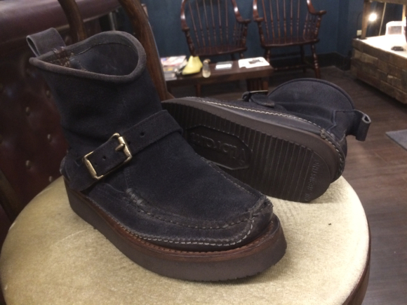 YUKETEN レディースブーツをVibram #2021でオールソール 2