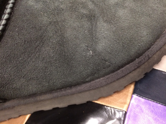 UGG ムートンブーツの裂け補修 3