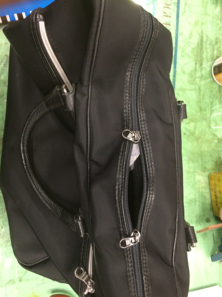 Orobianco バッグのファスナー交換 2