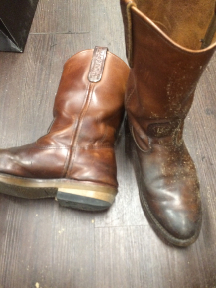 RED WING ペコスブーツのヒールゴム交換 1