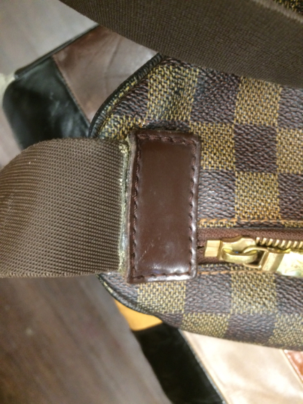 LOUIS VUITTON ウエストバッグのベルト修理 2