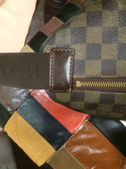 LOUIS VUITTON ウエストバッグのベルト修理 6
