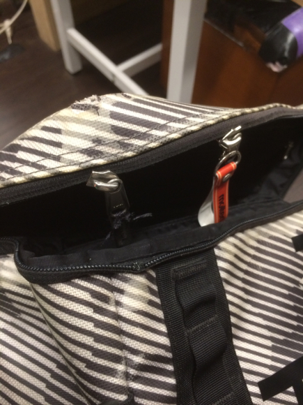 THE NORTH FACE ザノースフェイス ファスナー修理 1