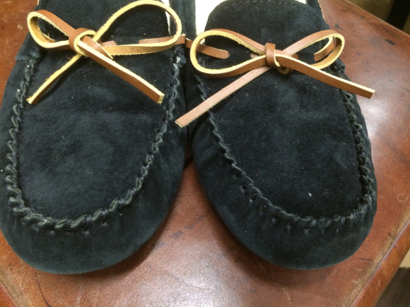 UGG ムートンローファー つま先ほつれ修理 2
