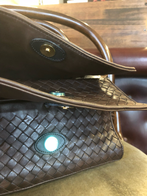 Bottega Venetaボッテガヴェネタ バッグクリーニング マグネット交換 3