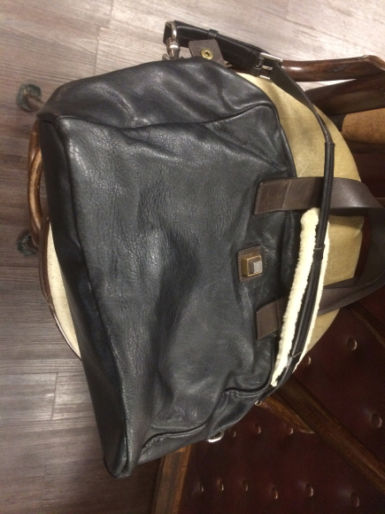 CELINE セリーヌ 底の縁擦り切れ修理 3