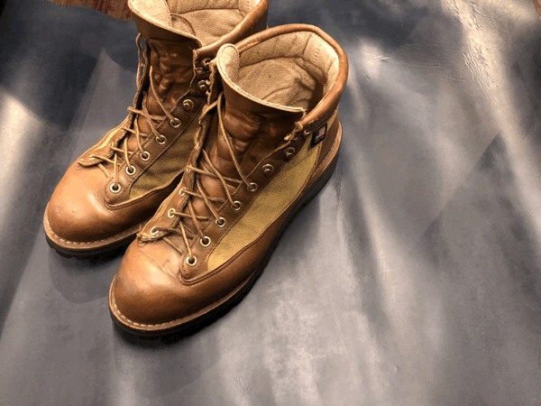 DANNER ダナー ライト オールソール修理 キズ補修 4