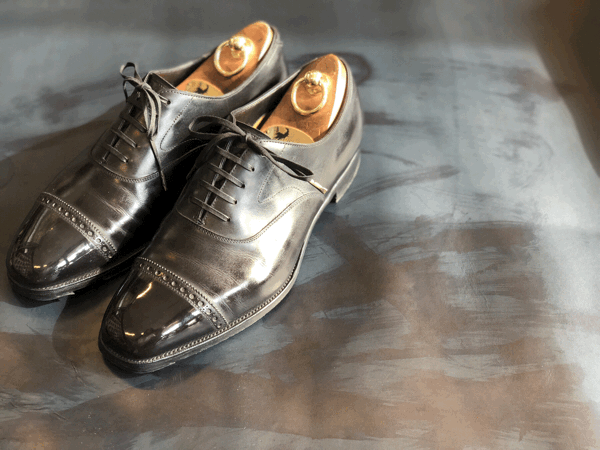 Edward Green エドワードグリーンとJohn Lobb ジョンロブ 靴磨きでお預かり 3