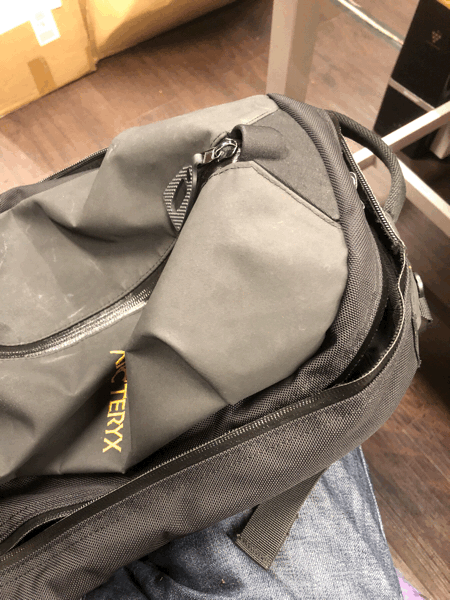 ARC'TERYX アークテリクス 止水ファスナー交換 1