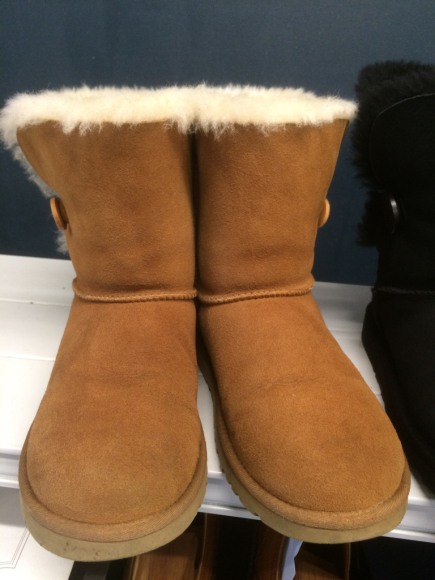 UGG ムートンブーツの靴底修理・クリーニング 4