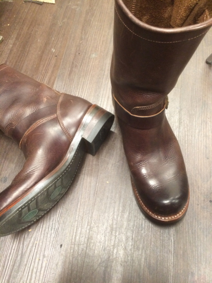 ACE BOOTS エンジニアブーツのヒール交換 1