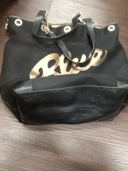 BURBERRY BLUE LABEL バッグ 底の破れ 修理_b0310556_18145406.jpg