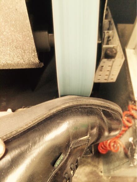 ポストマンシューズをVibram #4014でオールソール交換 3