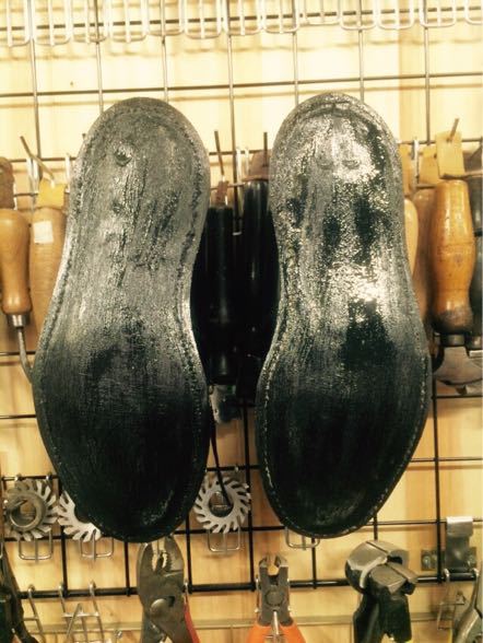 ポストマンシューズをVibram #4014でオールソール交換 11
