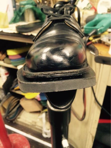 ポストマンシューズをVibram #4014でオールソール交換 15