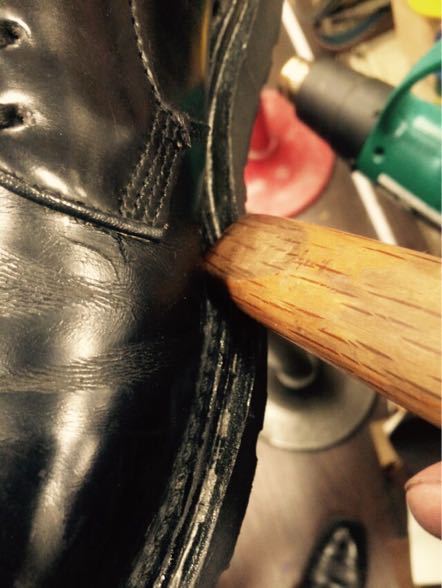 ポストマンシューズをVibram #4014でオールソール交換 20