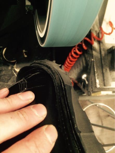 ポストマンシューズをVibram #4014でオールソール交換 21