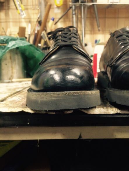 ポストマンシューズをVibram #4014でオールソール交換 23