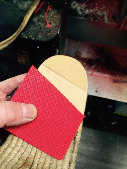 Christian Louboutin 赤いソールの補修 9