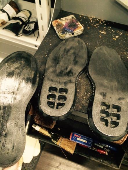 REGALをVibramガムライトでオールソール交換 4