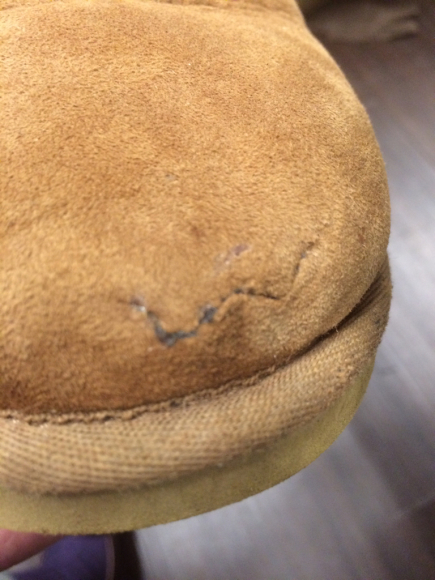 UGG アグムートンブーツ 連続してます_b0310556_22254758.jpg