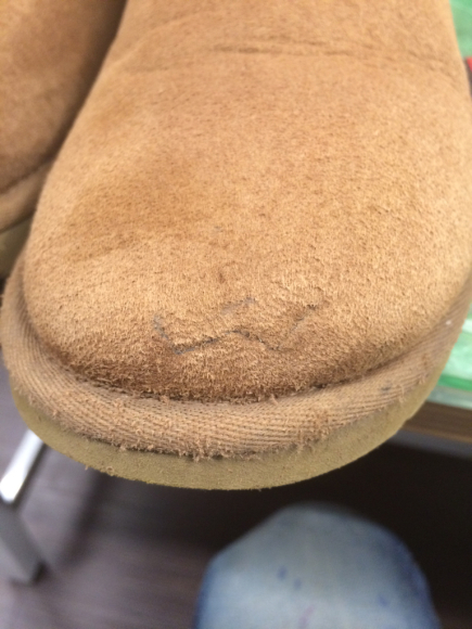 UGG アグムートンブーツ 連続してます_b0310556_22254773.jpg