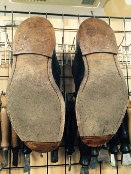 Tricker’s カントリーシューズのソール・コバ修理 2