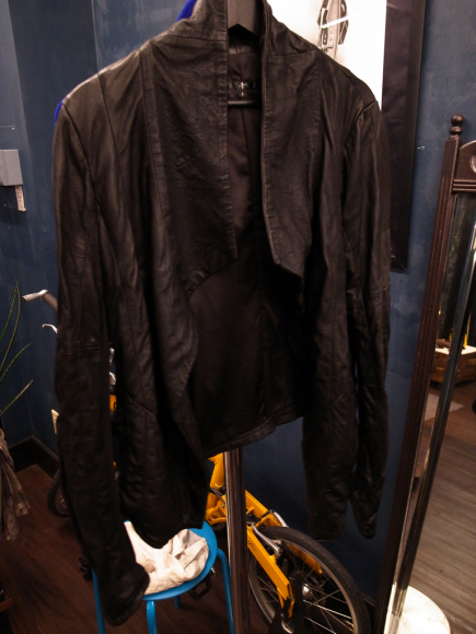 レザージャケット カビクリーニング_b0310556_23361771.jpg